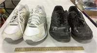 2 Pairs of Reebok tennis shoes - size 11