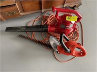 Toro electric leaf blower and Black and Decker hed