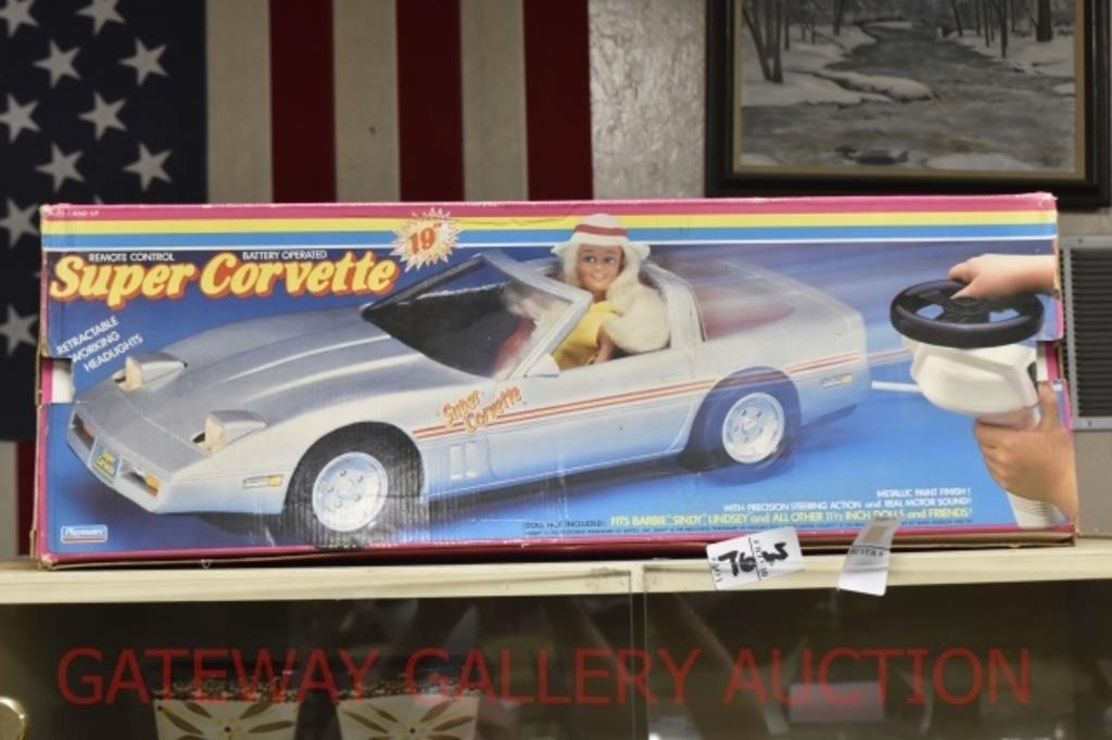 Playmates Barbie Super Corvette: