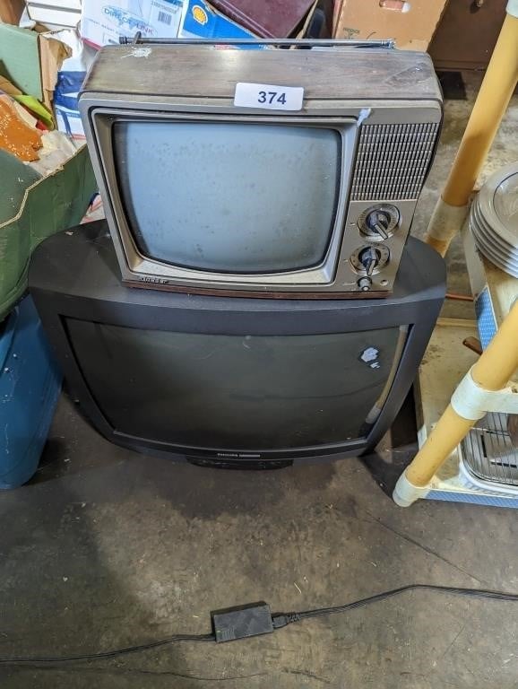 (2) TVs