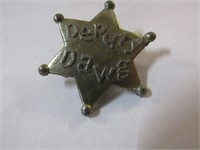 DEPUTY DAWG BADGE