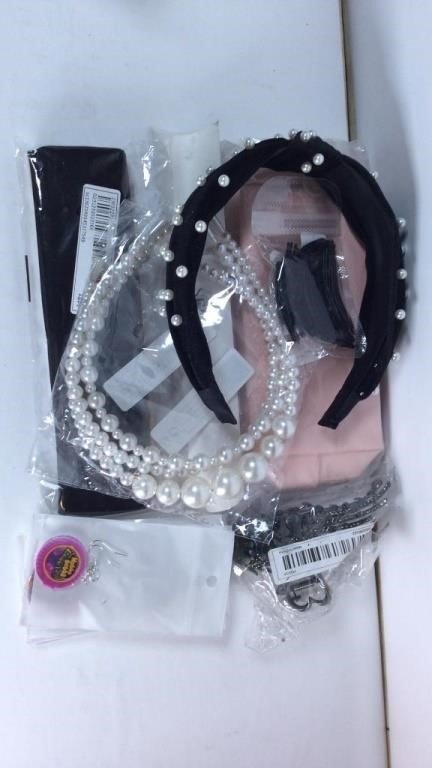 New Lot of 8 
Includes: Hair Bands, Clips, &