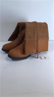 New Daily Shoes Size 7 Boots