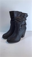 New Daily Shoes Size 7 Boot Heals