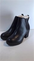 New Daily Shoes Ankle Boots Size 11