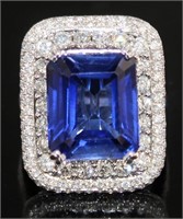 14kt Gold 14.69 ct Sapphire & Diamond Ring