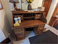 Roll Top Desk with Drawers & Compartments