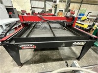 Lincoln Electric 4400 Torchmate Burn Table