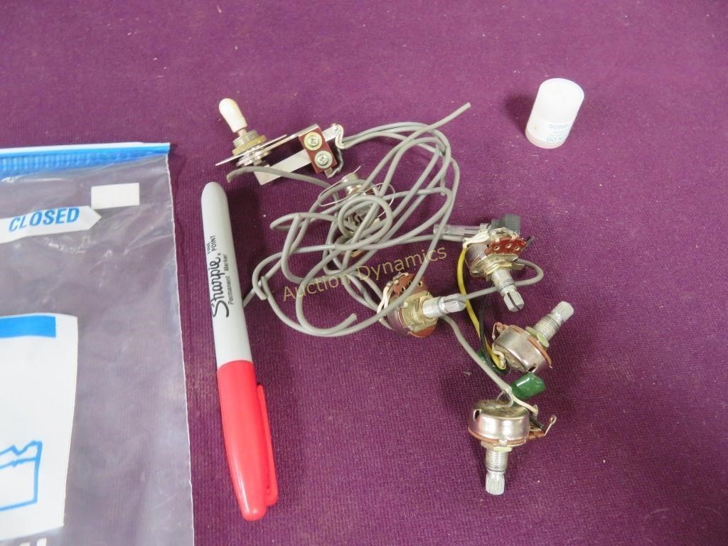 Lot: Guitar Elec. Switch Controllers