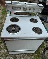 MCM Style General Electric Stove  ( NO SHIPPING)