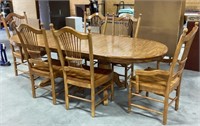 Wood table w/2 leaves & 6 chairs
96 x 42 x 29