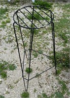 Plant Stand ( NO SHIPPING)