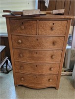 Antique Chest of Drawers w/Mirror