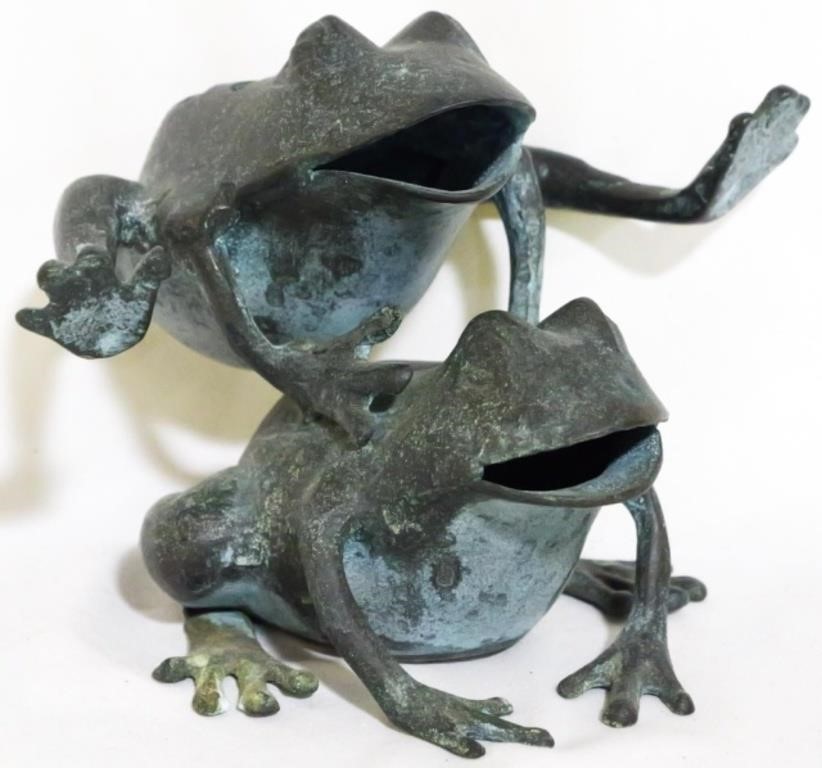 Leap Frog Statue 6"