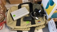 2 APPLE COMPUTER CASES, MAXTOR PTE