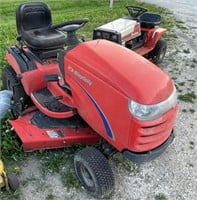 Simplicity Riding Mower ( NO SHIPPING) ( AS IS )