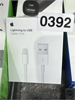 APPLE LIGHTNING TO USB CABLE RETAIL $20