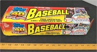 Topps 1991 Baseball Card Set. Looks complete.