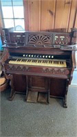 Antique pump organ, currently not working, pump