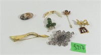 Qty of 7 Brooches