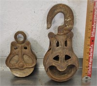 2 vintage pulleys, see pics