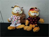 Two vintage 7 inch plush Garfield bedtime Buddies