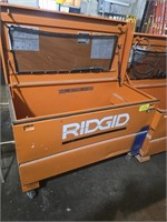 RIDGID TOOL BOX / CHEST ON CASTERS