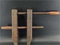 Antique wood framing clamp good condition