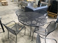 Outdoor Table with 4 Chairs