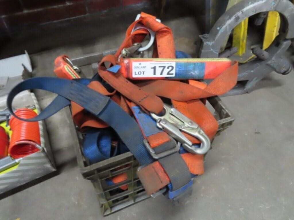 4 Safety Harnesses