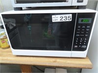 Homemaker Microwave Oven