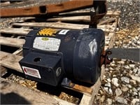 Sukup 1-1/2 hp motor, 3 phase, tested as good, TAX