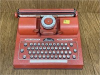Vintage Berwin Toy "Litho" Typewriter